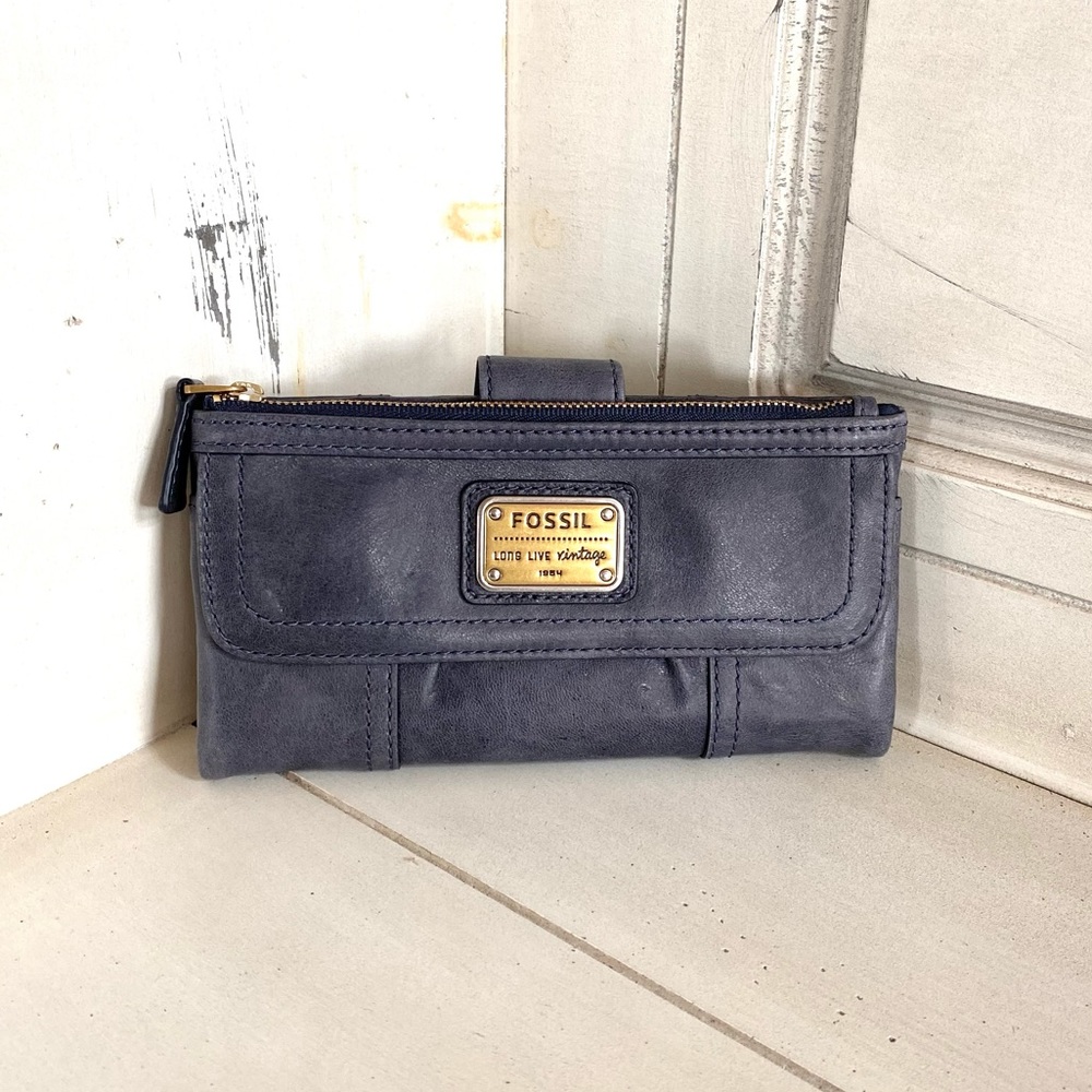 Leather Fossil Clutch/Wallet